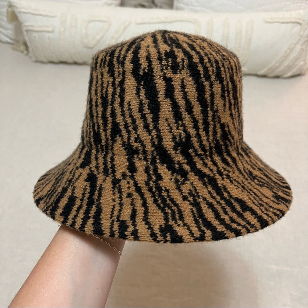 Anthropologie Animal print bucket hat